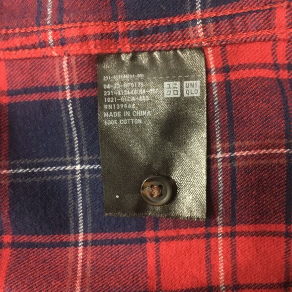 Uniqlo red & navy blue plaid flannel shirt size L - Picture 6 of 6
